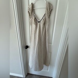 Le Lis Floral Midi Dress size L